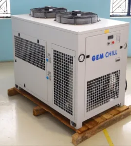 Cara kerja mini chiller, Mini chiller untuk rumah, Jasa instalasi mini chiller, Perawatan mini chiller terbaik, Keunggulan mini chiller, Efisiensi energi mini chiller, Pendingin ramah lingkungan, Kontraktor HVAC terpercaya, Mini chiller untuk kantor kecil, Solusi pendinginan hemat energi, Sistem pendinginan modern, Jasa service mini chiller, Pendingin.my.id HVAC, Instalasi pendingin terpercaya, Mini chiller hemat energi